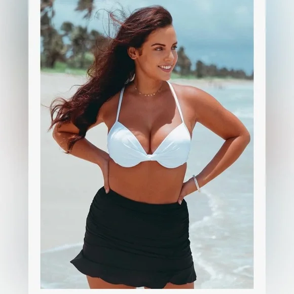 RELLECIGA Women's Underwire Bikini Top XXL
G19 - Picture 2 of 10